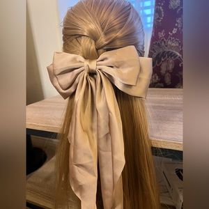 Hair bow 🥰🌸❤️